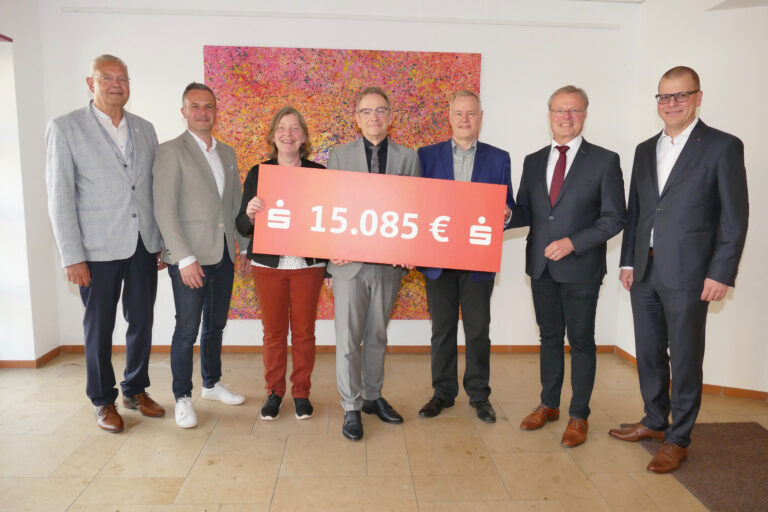 Presseartikel 26 20250527 Spendenuebergabe Kulturstiftung Sparkasse